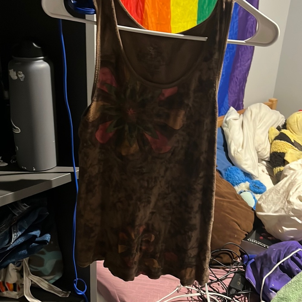 Tank top - Picture 1 of 1